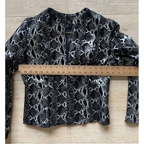 Metrostyle Snake Print Genuine Leather Jacket Black &‎ White Pattern Size 4 - Picture 3 of 7